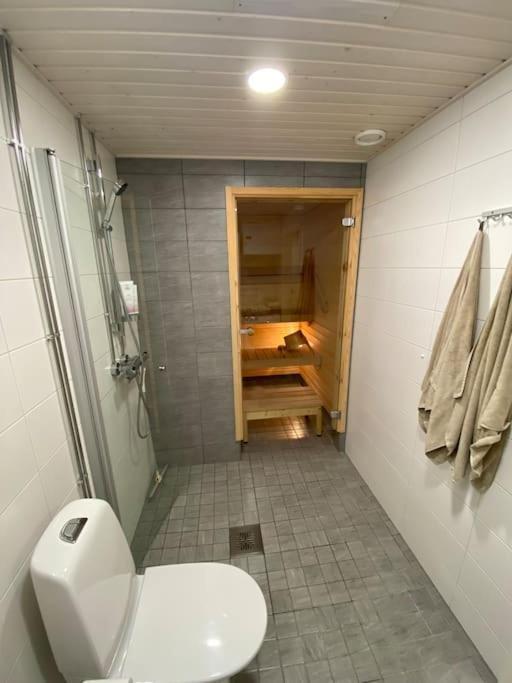 Modern Two Bedroom Apartment Near Helsinki Airport Vanda Eksteriør bilde
